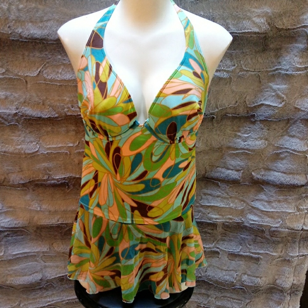 Victoria's Secret 3 piece swimsuit - Picture 1 of 8